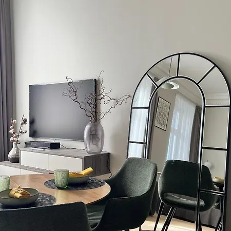 The Place With History In Renaissance Building * ريغا