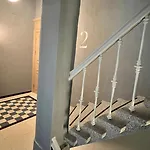 شقة The Place With History In Renaissance Building