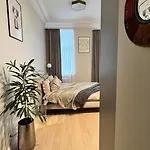The Place With History In Renaissance Building شقة ريغا