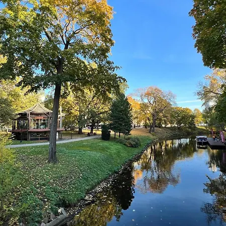 アパート The Place With History In Renaissance Building