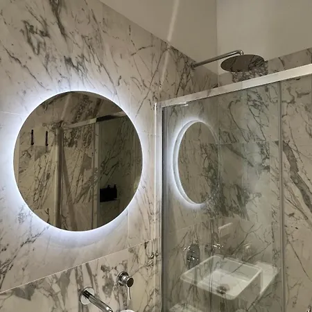 The Place With History In Renaissance Building リガ